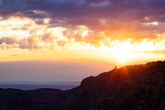 western glowing sunset over the Grand Canyon