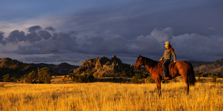 Wyoming Ranch Cowgirl with AQHA Quarter Horse 