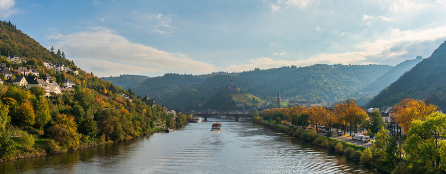 Cochem town at Moselle river with Reichsburg castle on top of the hill, Germany