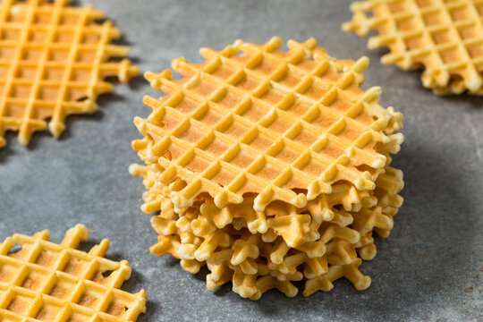 Homemade Sweet Vanilla PIzzelle Waffle Cookies