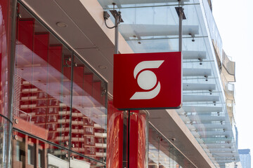Fototapeta premium Toronto, Ontario, Canada - August 5, 2026: A Scotiabank logo on the building. Toronto, Ontario, Canada