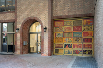 Fototapeta premiumToronto, Canada - August 5, 2026: The entrance to the Textile Museum of Canada on Centre Ave in Toronto, Ontario, Canada. 