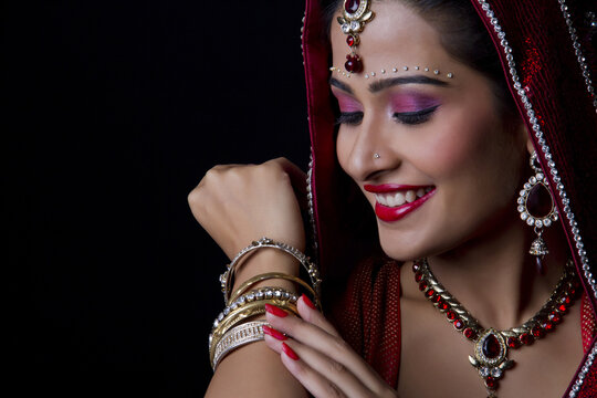 Beautiful Indian bride in traditional wedding dress