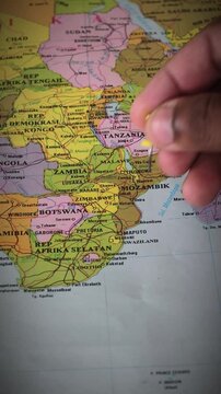 Map of the Republic of Mozambique, a country in southeastern Africa bordering South Africa, Eswatini, Tanzania, Malawi, Zambia, and Zimbabwe.