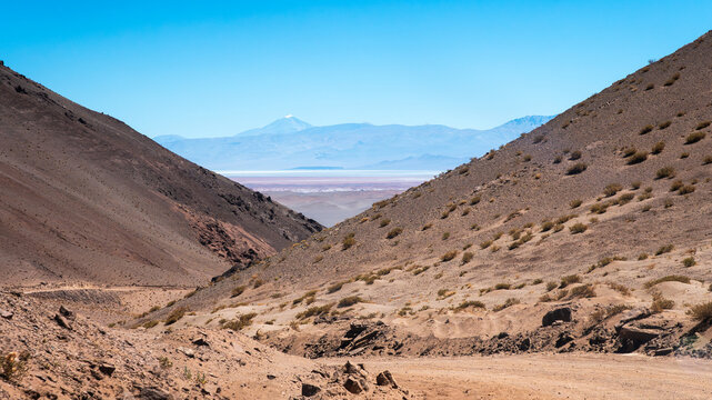 Arid mountain valley in Eduardo Avaroa Reserve, Bolivia
