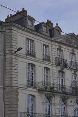 Obraz premium Nantes France Cityscape – Historic Architecture and Loire River Aerial View