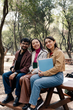 Portrait of a group of student friends in general shot.