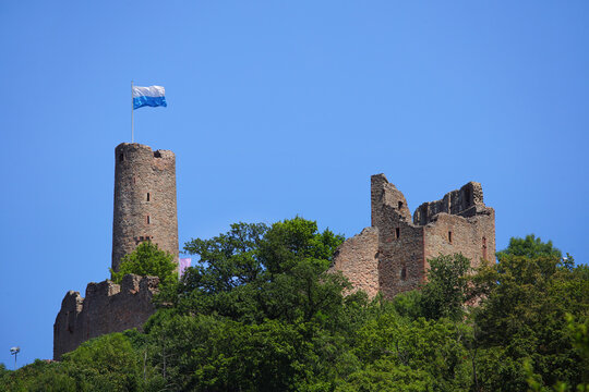 View , old ruins, Windeck castle , Weinheim, Baden-W&uuml;rttemberg, Germany