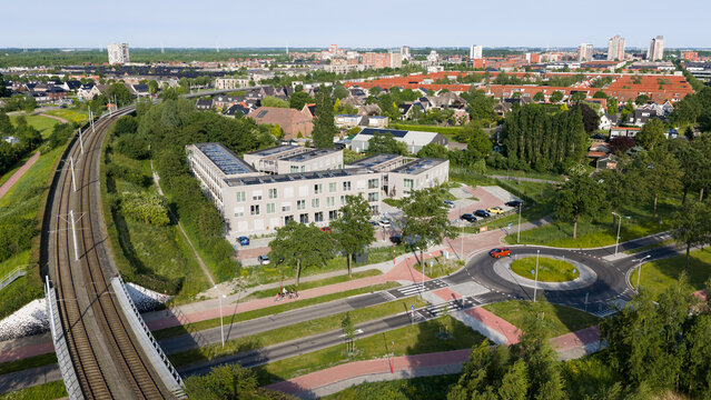 Aerial view of prefabricated housing construction in Zoetermeer, showing fast modular building as a solution for the growing housing shortage.