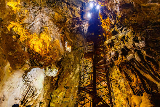 Spiral ladder descends inside Moaning Cavern