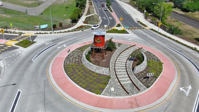 Roseville's new roundabout project is located at the intersection of Washington Boulevard, Lincoln Street and features an iconic water tower and sign.