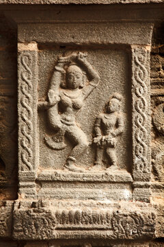 A bas reliefs in Hindue temple. Arunachaleswar Temple. Thiruvannamalai, Tamil Nadu, India