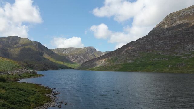 Llyn Ogwen picturesque ribbon river in the valley