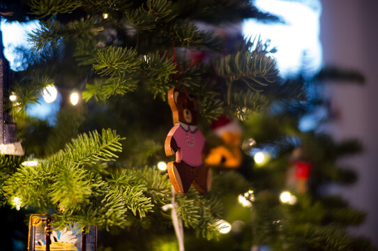christmas tree with lights and ornaments