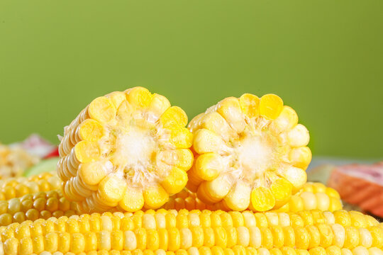 Fresh Golden Sweet Corn Cobs with Kernels - Natural Yellow Maize Harvest