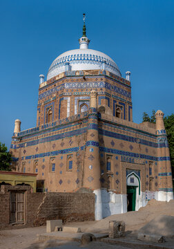 The Shrine of Pir Adil Shah, located near Dera Ghazi Khan, Pakistan.