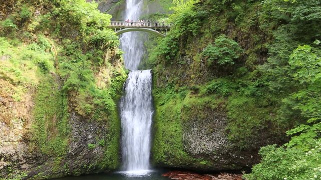 Lower Multnomah Falls - Columbia River Gorge, Oregon
