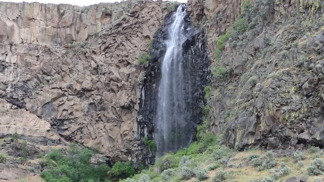 Billy Chinook Falls - Crooked River Canyon, Oregon