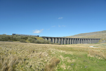 Fototapeta premium Ribblehead viaduct and scenery in Ribblesdale in the Yorkshire Dales National Park