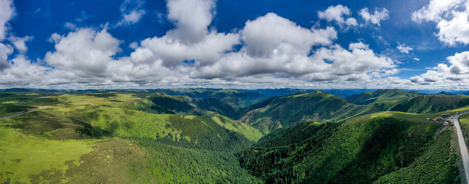 Aerial photography of the 318 Sichuan Tibet Highway in Jiazila Mountain, Litang, Yajiang, Ganzi, Sichuan