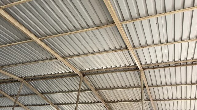 Metal ceiling structure of an industrial warehouse in India