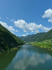 Fototapeta premium River and mountain scenery in Yeongwol, Gangwon-do.