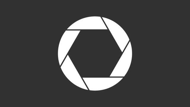 White camera lens shutter icon on a dark grey background representing photography and focus