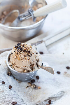Vegan coffee ice cream