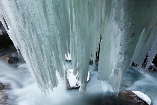 Germany, Bavaria, Upper Bavaria, Garmisch-Partenkirchen, View of icicles in partnachklamm gorge