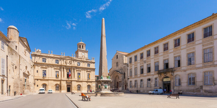 France, Provence, Arles, view to city hall, obelisk and Church of St. Trophime at Place de La Republique