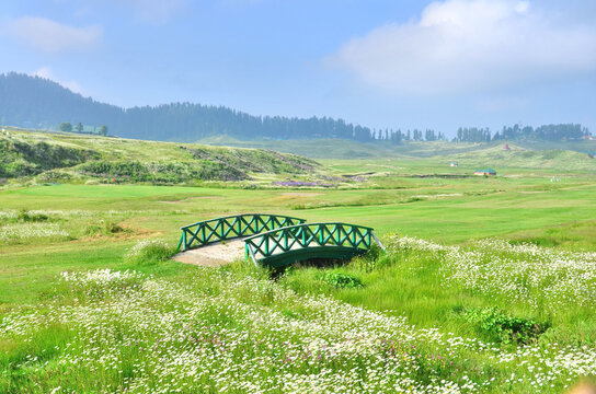 Gulmarg (also known as Gulmarag 'meadow of flowers') popular tourist and skiing destination in Kashmir  of the Indian union territory of Jammu and Kashmir. 
