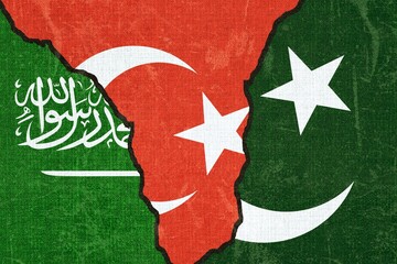 Obraz premium Saudi Arabia Turkey Pakistan Joint Defence Agreement During Middle East Conflict, Strategic Security Alliance, Regional Military Cooperation, Geopolitical Tensions Concept Illustration