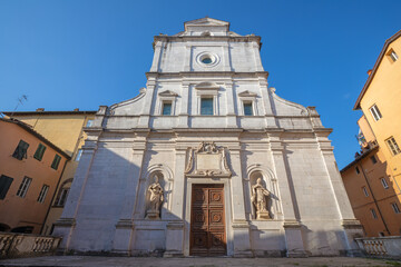 Fototapeta premium Lucca - The facade of church Chiesa di San Paolino