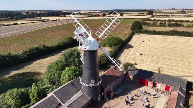 Skidby Windmill, Skidby, near Beverley,  East Riding of Yorkshire, England. built in 1821