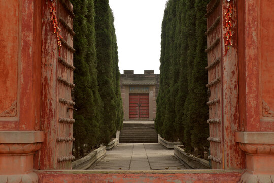 Ming Dynasty Mausoleum Pathway, Chengdu - Traditional Chinese Architecture