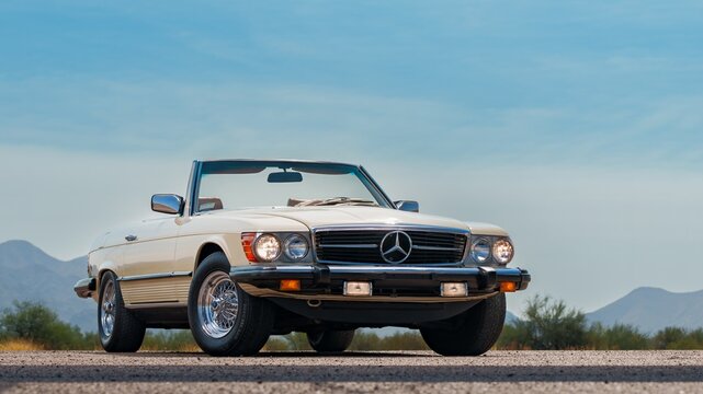 Scottsdale, AZ, USA
August 5, 2026
Mercedes 450SL 