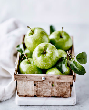 Basket of green apples 