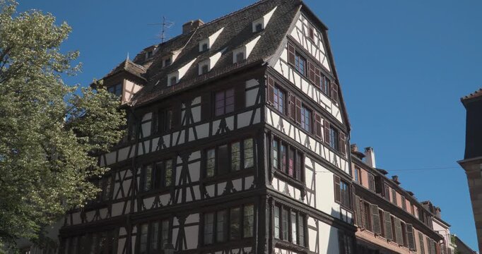 The Maison au 11, Place Saint-&Eacute;tienne in Strasbourg, France