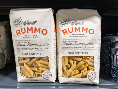 Rummo Penne Rigate Pasta in Authentic Packaging