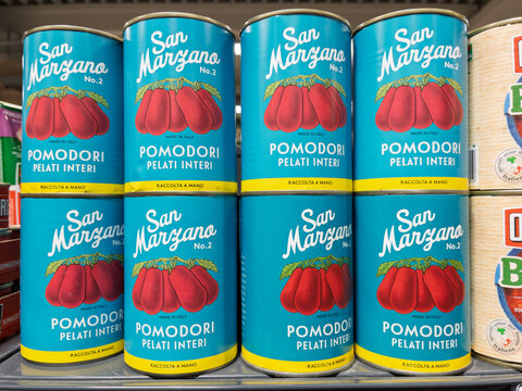 San Marzano Whole Peeled Tomatoes in Vibrant Cans