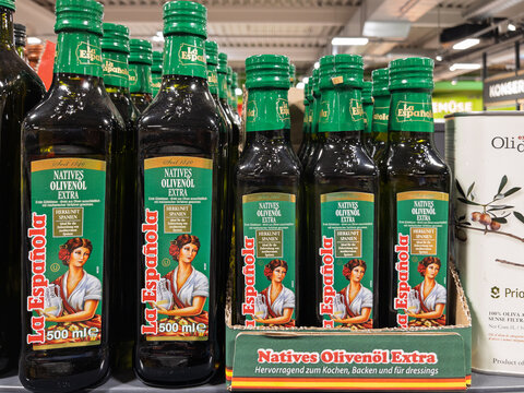Extra Virgin Olive Oil from La Espanol