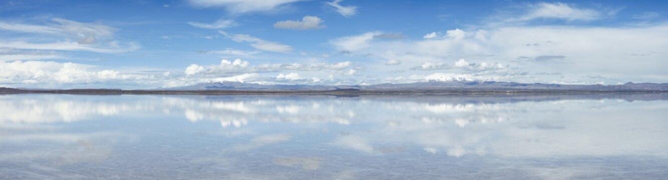 Panorama of the reflective Salar de Uyuni, Bolivia