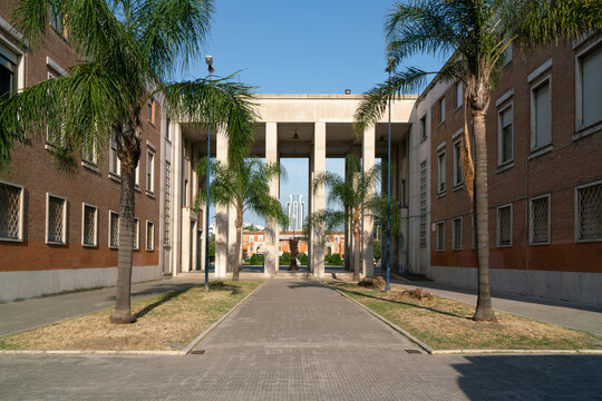 Largo Palos de la Frontera, Latina, Italy
