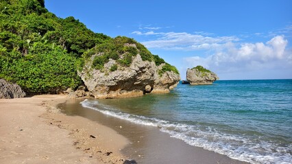 Beach and rocky islands beautiful coastline scenery on Okinawa in Japan © pettys
