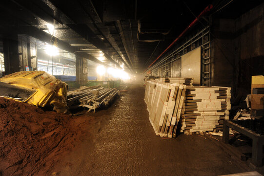 Wuhan Subway Construction Site Underground Tunnel with Equipment
