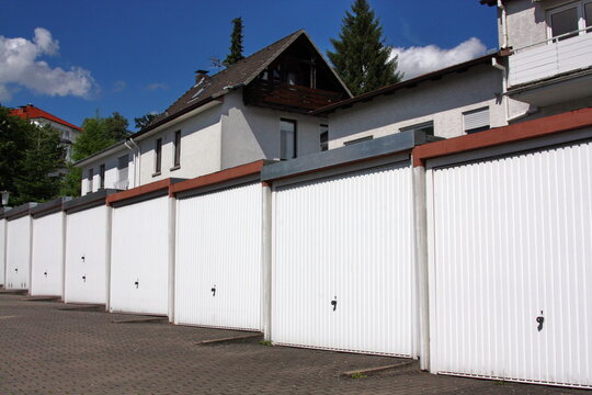 Garagenreihe