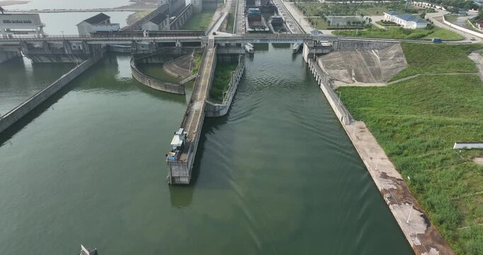 Qingyuan key water-control project in guangdong province,China