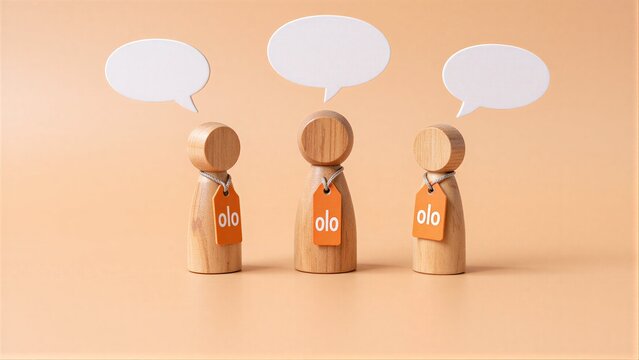 Three wooden figures with speech bubbles, one tagged 'olo', symbolizing communication or branding.