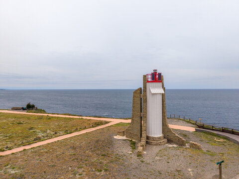 Faro Solar de Cap Cerb&egrave;re en los Pirineos Occidentales, Francia