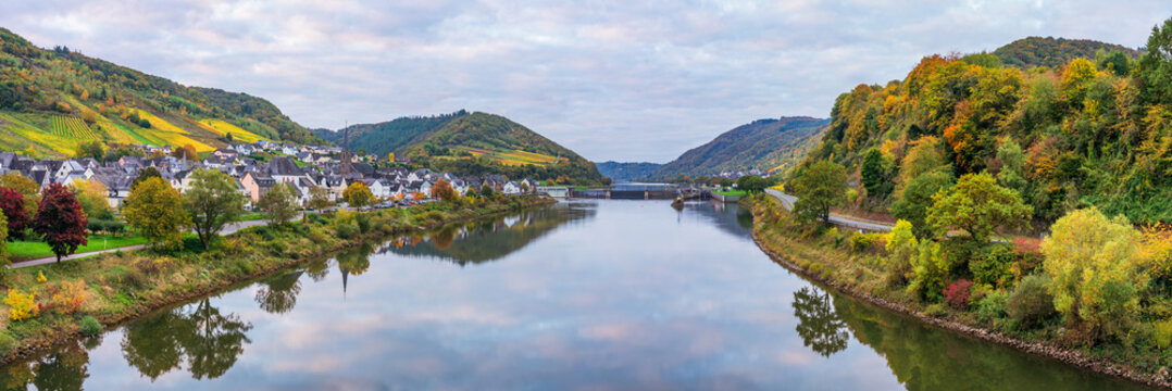 Neef village at sunrise. Moselle river region in Germany. Europe